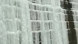 蒿滩村的冰瀑
