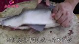 小伙煮了一条3斤大白鲢，好吃到没朋友，鱼肉鲜嫩无腥味，太赞了