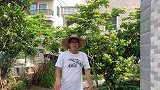 超燃场面！数百人齐聚沙滩拉网抓鱼，现场气氛异常火爆