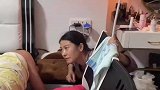 男子酒后自言自语岳母在旁搭腔