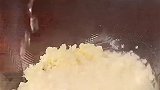 巨鲜美的蒜香鲈鱼煲，这也太好吃了吧