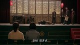 霞光：高大霞和刘曼丽观看白毛女因为太投入，竟直接冲上台要打黄世仁