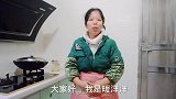 暖洋洋今天做了干蘑菇炖肉特好吃，肥而不腻，汤浓菌香