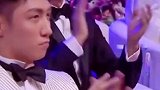 黄景瑜 有颜有才却比其他人还努力，从红海到破冰都是优秀作品，他说和前辈合作更要好好学习，这个拥抱弥补了遗憾！