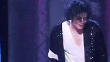 迈克杰克逊有多受追捧，在他的演唱会上，甚至有人会过度激动猝死