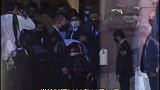 马拉多纳去世：“球王”下葬与父母同眠 数万民众送别马拉多纳 一路走好 足球