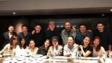 余文乐太太参加聚会，小腹隆起孕味足，疑似怀二胎宝宝