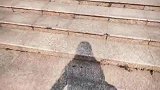 老师上课迟到一路狂奔，上学的时候你就喜欢迟到
