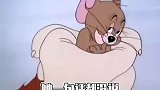女子偶遇消防员跑步，笑声逐渐不正常