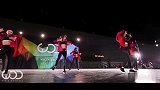 街舞-2014年World of Dance洛杉矶站：Flavahz红色英伦军装碰撞嘻哈黑丝-新闻