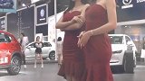 感觉最后出场的小姐姐超靓女，可惜走错边