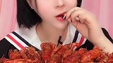 小姐姐吃龙虾不吐壳，这该怎么消化呢