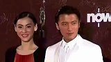 张柏芝陪儿子逛街 长子Lucas打扮酷帅神似谢霆锋