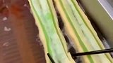 不正经的油条，一看就是出自河南，网友：比普通油条好吃多了！