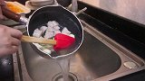 花50块钱做一盘极品红烧肉，筋道Q弹入口即化，下酒吃真绝了