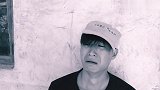 搞笑四川方言视频,小伙告诉大爷自己的感情问题,大爷当场崩溃