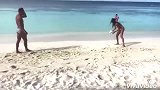 丢人丢大了！意甲金靴颠球大战竟遭女友完爆...