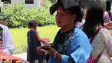 湖南湘西农村一家办喜酒，这鞭炮好像不要钱一样，放太多了