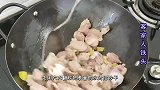 腐竹吃了30多年，我家最爱一个做法，加2串隔山肉，上桌汁都吃光