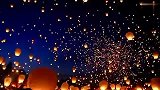 波兰夏祭：放飞孔明灯壮观一幕