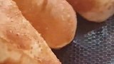 小姐姐在家研究出烩面片翻面
