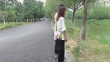 儿子恋爱，老妈为拆散二人竟出怪招，没想儿子没底裤换，真搞笑
