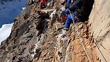 珠峰北坡攀登训练第七天，登顶四姑娘山三峰，海拔5355米