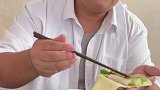 东北人现实中与网络上吃大酱