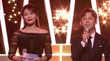 何炅咋了？收礼风波后首晒照显落寞 跨年登台哽咽