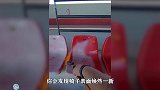 体育场的椅子为什么一烧就新火烧翻新原理