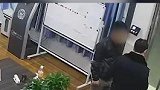 安徽亳州：网逃男子让民警查看自己有无前科 民警：你是逃犯
