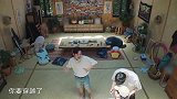 许光汉送彭昱畅想见你，同款彭彭凭借出色的翻唱实力