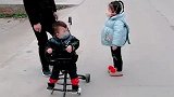 儿子呀，你要明白人家两个是前世情人相见，而你却是仇人相见，所