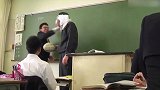 这样欺负老师确定不会被叫家长吗？皮还是要付出代价的！