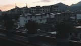 不见民宿傍晚的玉龙雪山