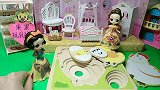 白雪求助贝儿帮忙拼小鸡拼图，母鸡的鸡蛋找不见了