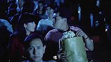 这一波叫做：“以德服人”