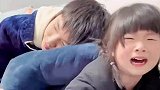 相差11岁的兄妹日常相爱相杀，妹妹又菜又爱玩