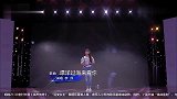 妈妈咪呀：女子深情演唱《漂洋过海来看你》，歌声宛转悠扬，好听