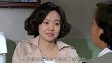 女儿孤身一人国外打拼多年，如今成为大老板，对农村父母出手阔绰