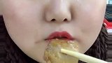 老公掉桌子上一块肉，浪费了