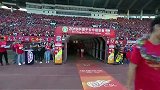 恒大全员列队入场接受欢呼 卡纳瓦罗压轴入场