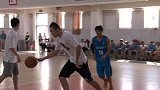 篮球-13年-海峡杯赛校园日 明星球员造访宝山中学展现球技-新闻
