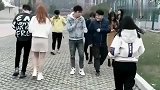 小姐姐我竞把这么多人都吓到了