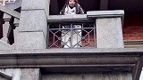 原来你是醉翁之意不在酒啊！！