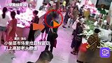 盯上老年群体！男子混迹农贸市场，佯装买菜扒窃钱包