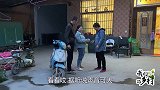 儿媳给公公买部老年机，公公嫌赖不想要，非让儿媳买大屏智能机