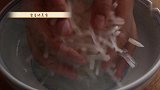 一个萝卜两个洋葱，教你养生新吃法，不炒不煮不油炸，太好吃了