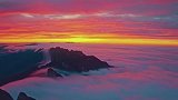 静坐仙山，观日出日落，看云卷云舒。