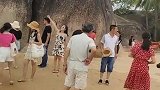 传说中的天涯海角，原来就是个大石头，小姐姐说的一点没错！